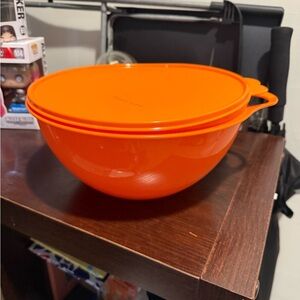 Tupperware orange thatsa mixing bowl